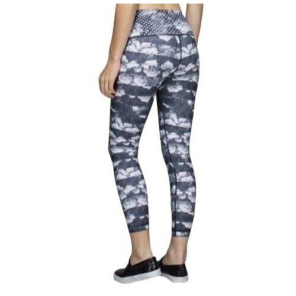 Lululemon 6 Wunder Under Dream Rose Cloud High Rise Black White Legging